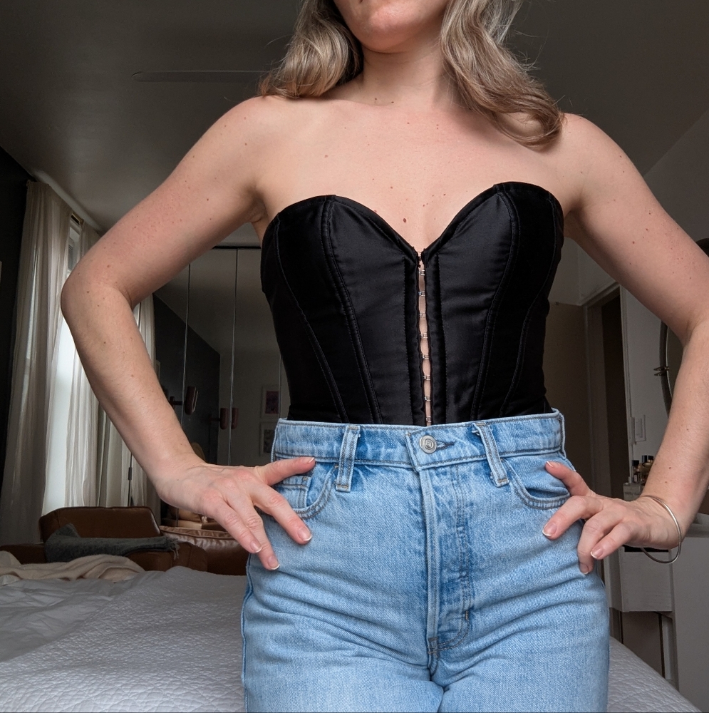 Victoria Secrets Sexy Little Things Black Corset - Valentine's Day